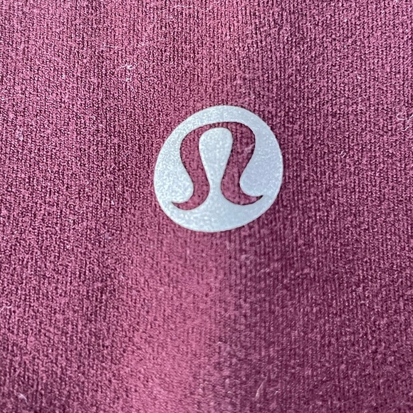 Under Armour maroon leggings - Picture 1 of 3